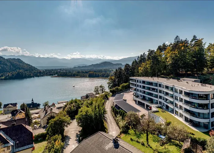 Top 9 Alpe Maritima - Lakeview Apartment Mit Bergkulisse